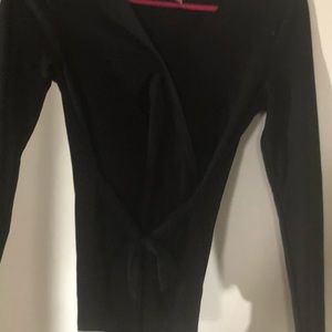 Women’s black bondage backing long sleeve shirt